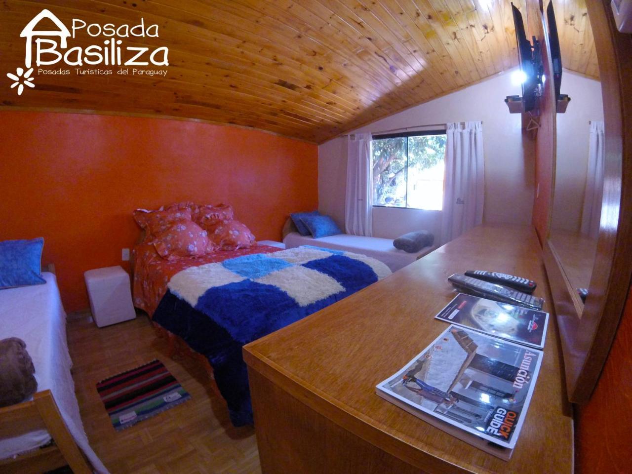 Posada Basiliza, Encarnacion Py Bagian luar foto