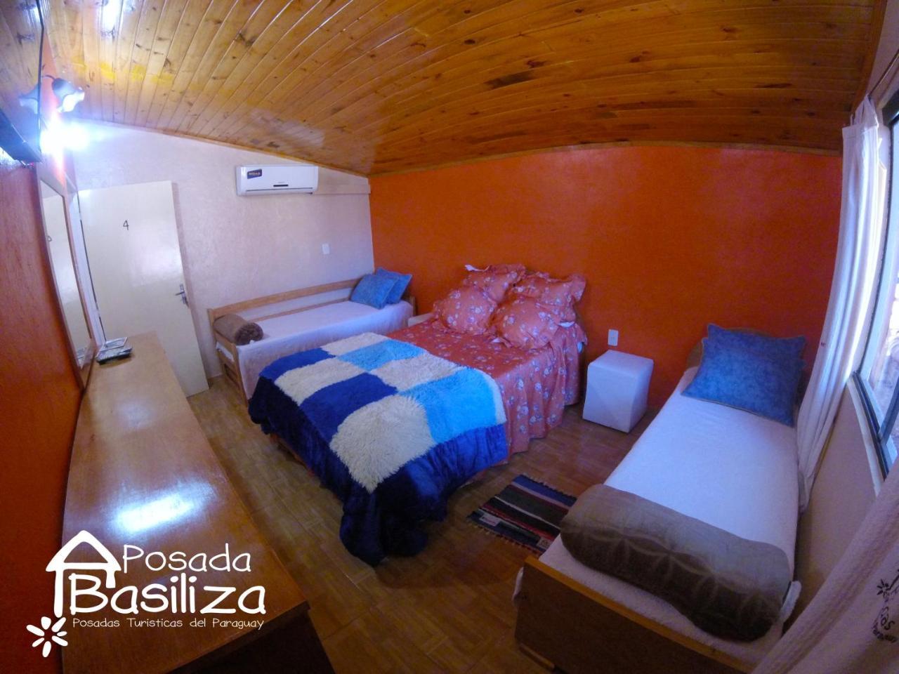 Posada Basiliza, Encarnacion Py Bagian luar foto